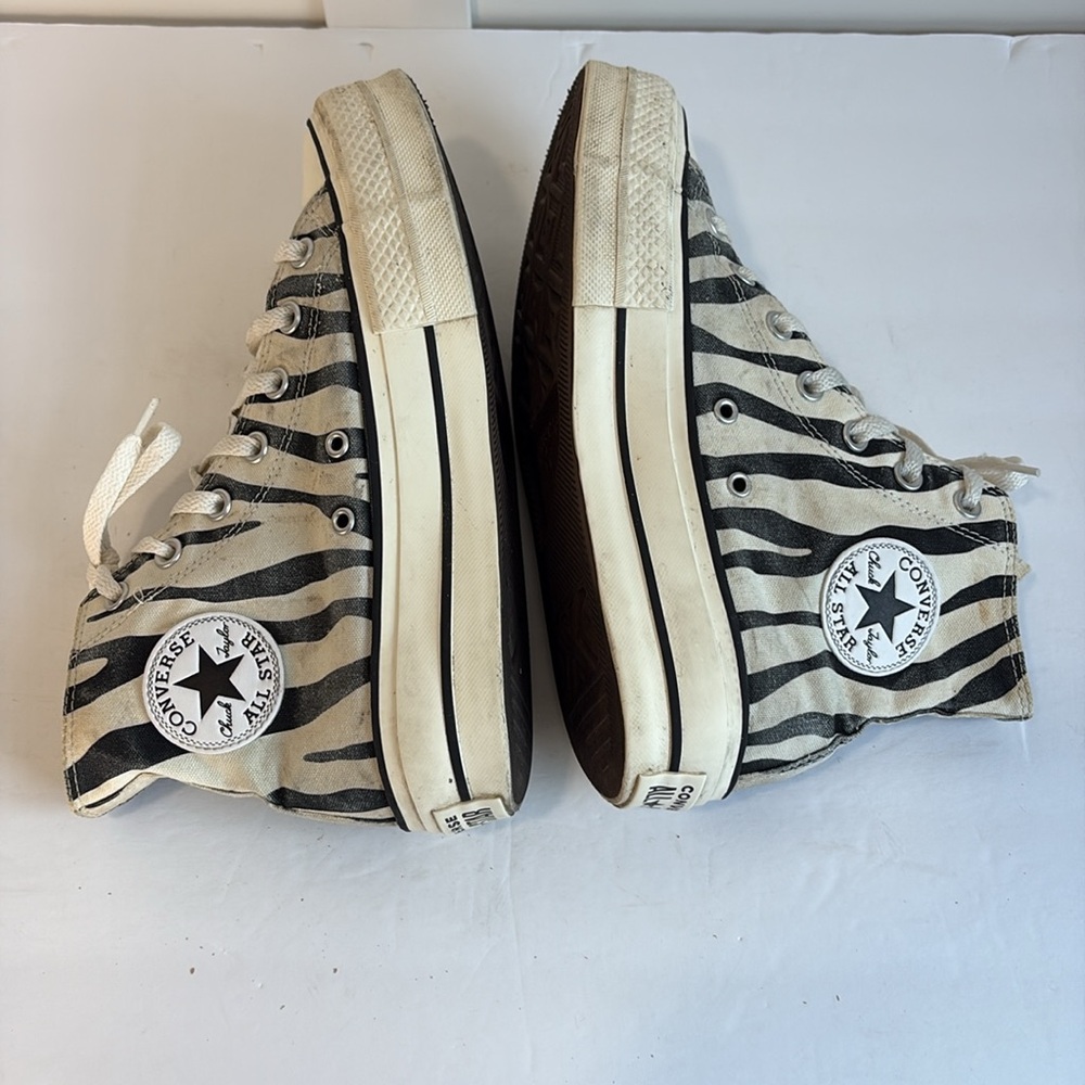 Converse Twisted Black and Zebra Print Plaform Hightops - Picture 6 of 16